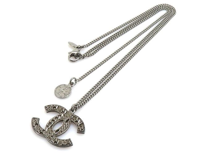 Collana in metallo gunmetal con il logo Coco di Chanel Metallico - vista 10