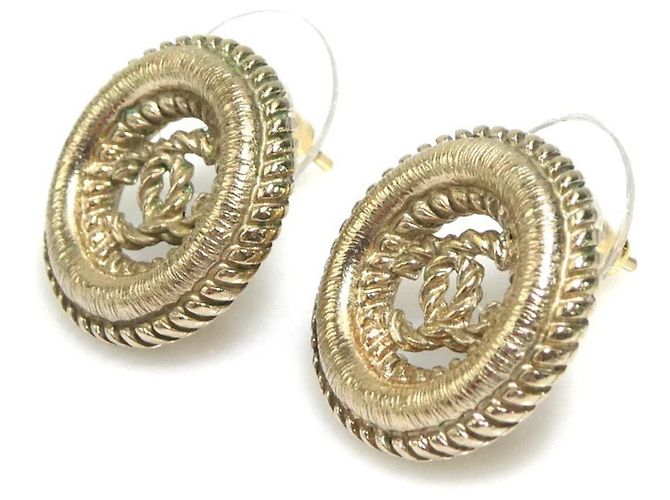 Orecchini in metallo dorato Chanel D'oro - vista 2