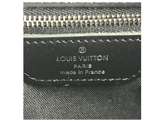 Bolso Victor Taiga Louis Vuitton Negro Caqui - vista 14