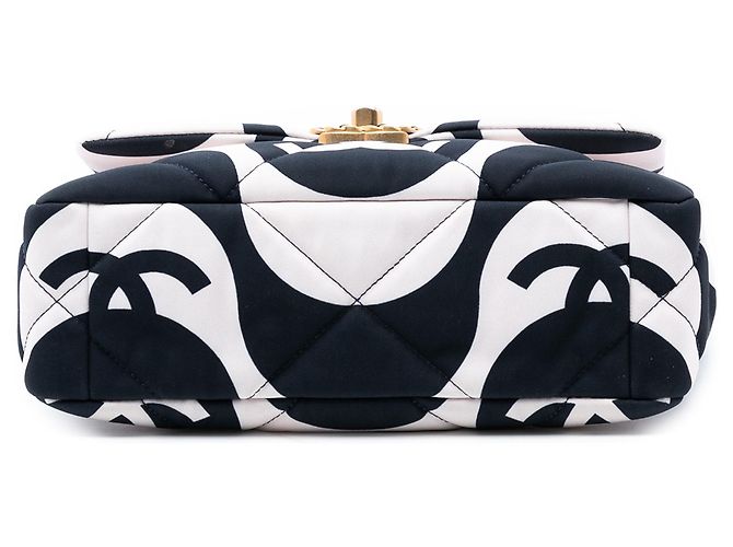 Chanel Bianco Medio Stampato Sete 19 Flap - vista 3