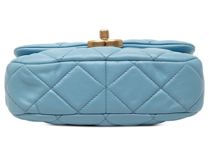 Chanel Mini Blau aus Lammleder mit Lackkette Hellblau - Ansicht 3