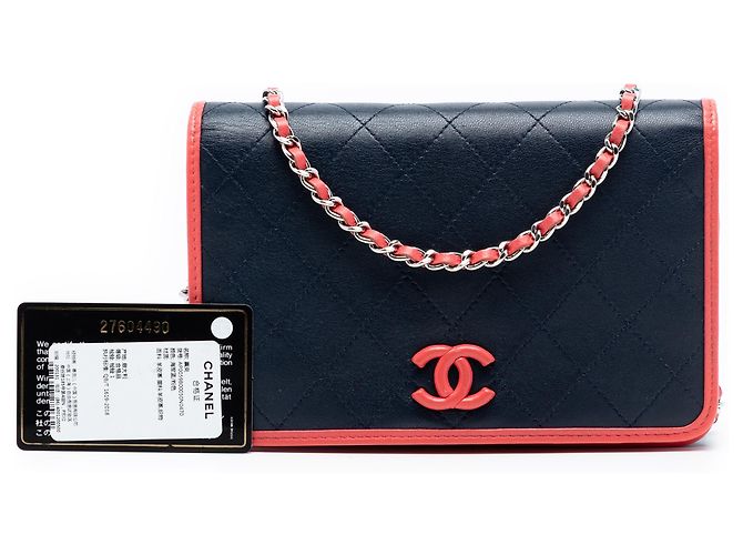 Chanel Blu Portafoglio in Pelle Matelassé Color Pop CC Wallet on Chain - vista 8