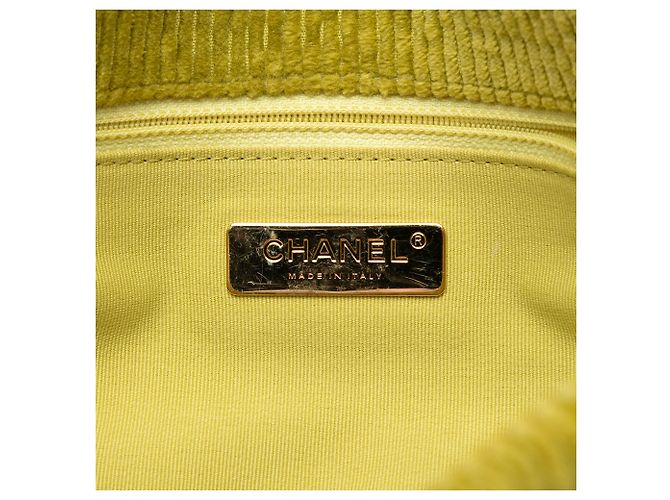 Chanel Verde Grande Flap in Velluto a Coste 19 Verde oliva - vista 6