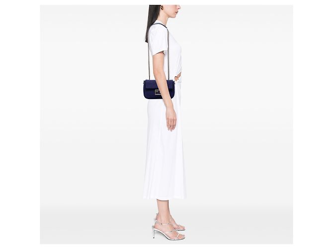 Fendi Blaue Zucca Prägung Technisches Gewebe Ketten Midi Baguette Dunkelblau - Ansicht 7