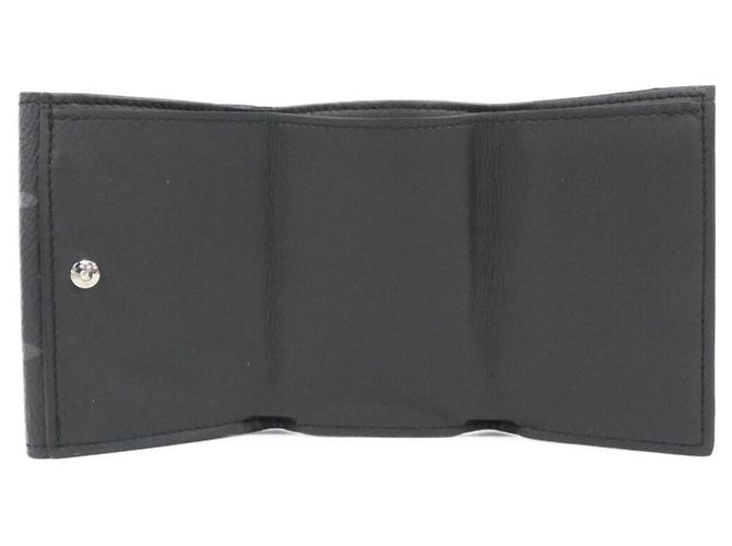 Louis Vuitton Monogram Eclipse Discovery Compact Wallet Black - view 6