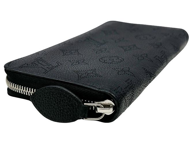 Cartera Zippy Monogram Mahina Louis Vuitton Negro - vista 3