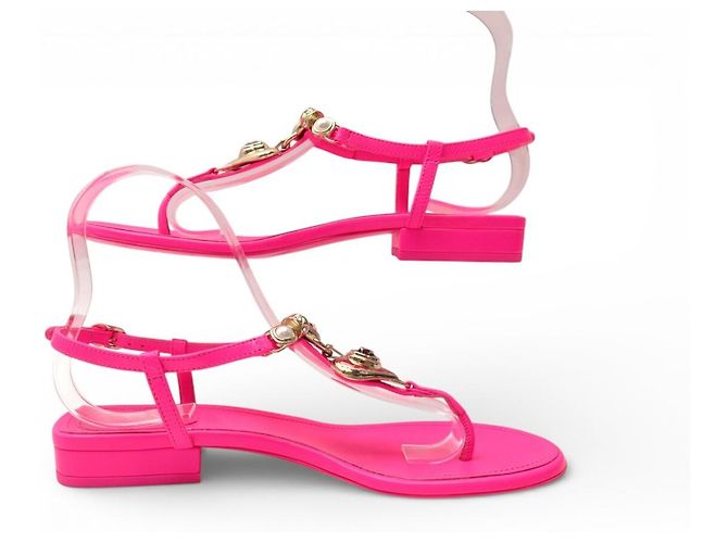 SCARPE CHANEL INFRADITO LOGO CC 37 SANDALI CC CUORE IN PELLE ROSA FLUO - vista 2