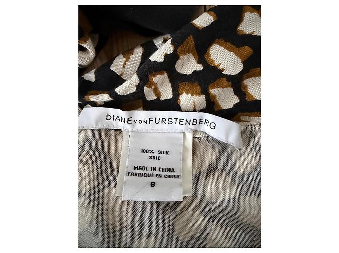 Vestido de seda Diane von Furstenberg Castaño Negro Blanco - vista 7