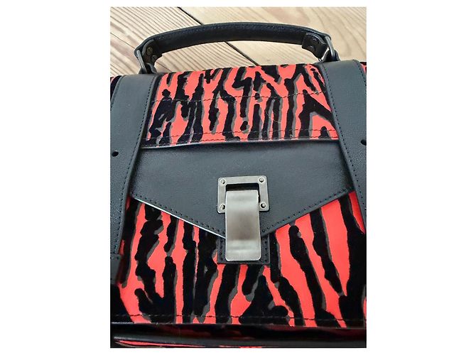 Borsa a mano media in velluto e pelle con stampa zebra PS1 di Proenza Schouler - vista 7