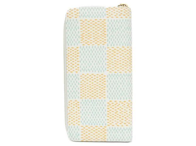 Louis Vuitton Damier Heritage Zippy Wallet White - view 2