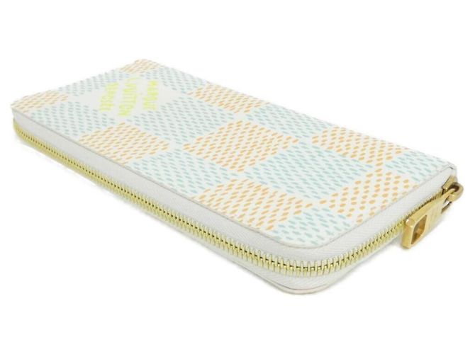 Louis Vuitton Damier Heritage Zippy Wallet White - view 3
