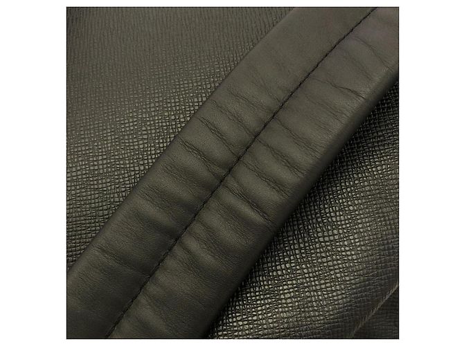 Zaino Discovery Taigarama Louis Vuitton Nero - vista 7