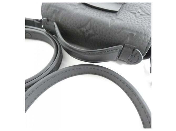 Borsa a Spalla Pico S-Lock in Monogram Taurillon Louis Vuitton Nero - vista 8