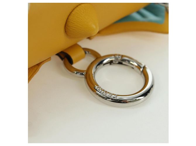 Borsa a secchiello Nano Drago in pelle FENDI x FRGMT x POKMON Gialla Auth 166960SM Argento Giallo - vista 19