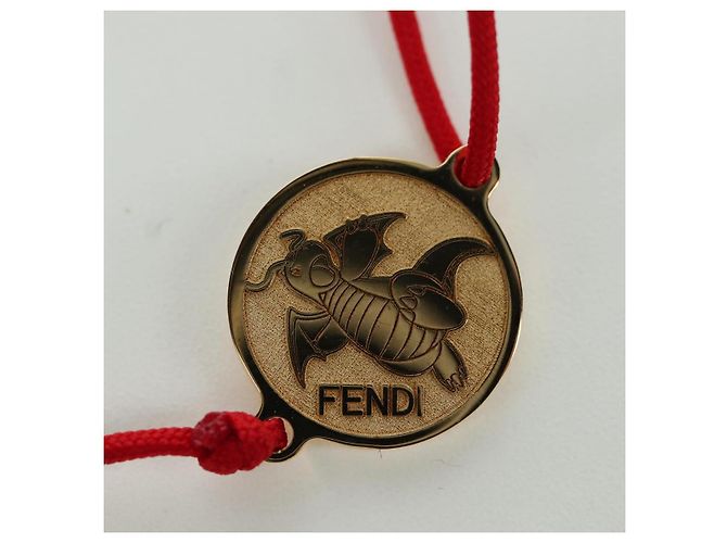Bracciale in metallo FENDI x FRGMT x POKMON tono oro Auth 166945SM - vista 2