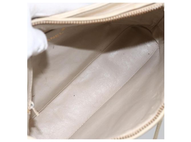CHANEL Borsa a Spalla Matelassé in Pelle di Agnello Avorio Oro CC Auth LNZ015A D'oro Crudo - vista 11