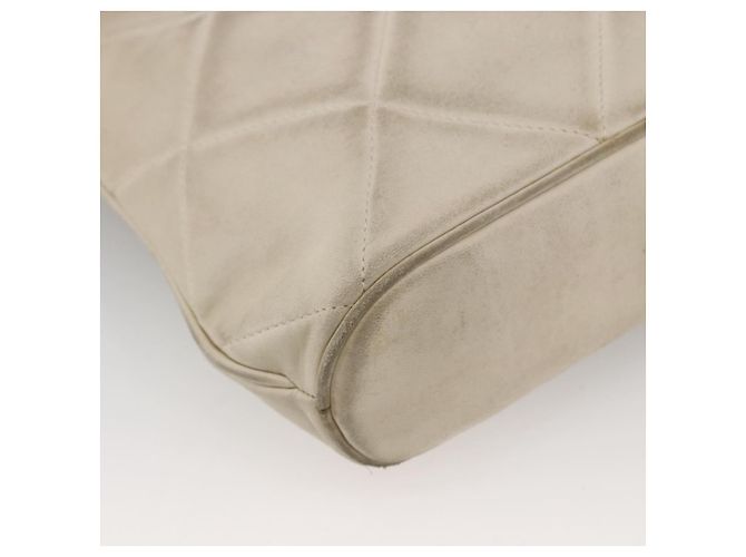 CHANEL Borsa a Spalla Matelassé in Pelle di Agnello Avorio Oro CC Auth LNZ015A D'oro Crudo - vista 16