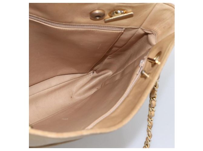 CHANEL Borsa a Spalla Matelassé in Pelle di Agnello Beige Oro CC Auth 172997 D'oro - vista 18