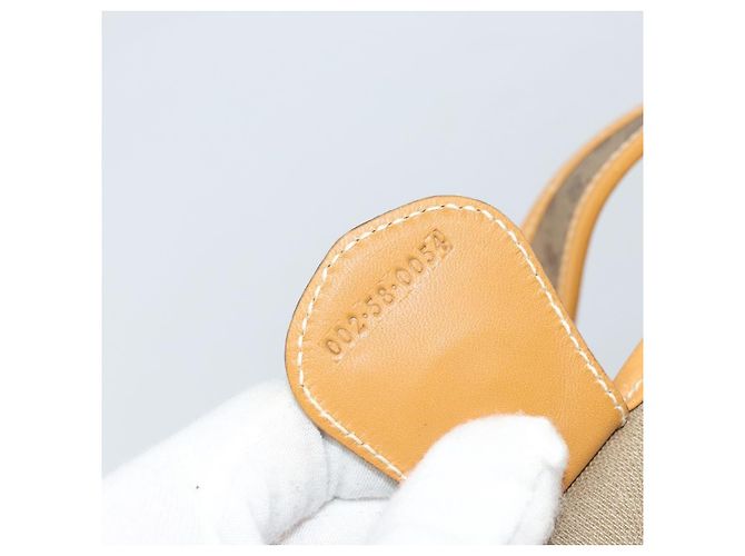 Gucci Borsa tote Micro GG Supreme in PVC beige e oro 002 58 0054 Auth ki6529 D'oro - vista 12