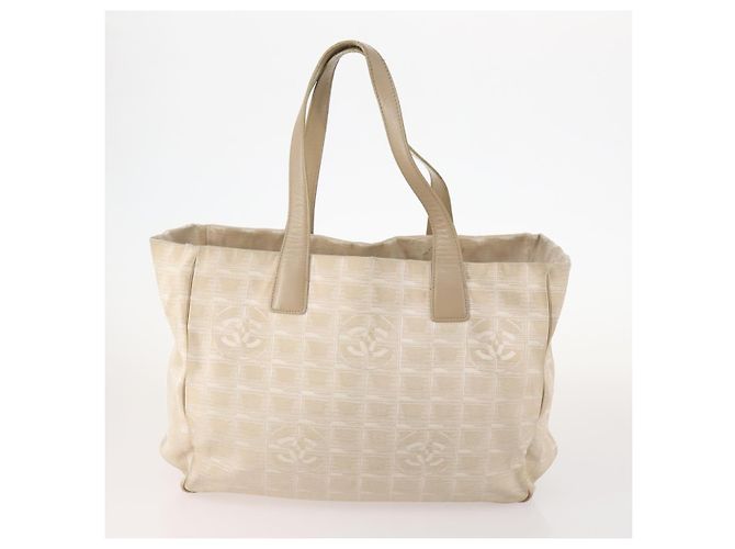 CHANEL Nueva Bolsa Tote de Viaje de Nylon 3 Set Beige CC Auth ep13033 - vista 2
