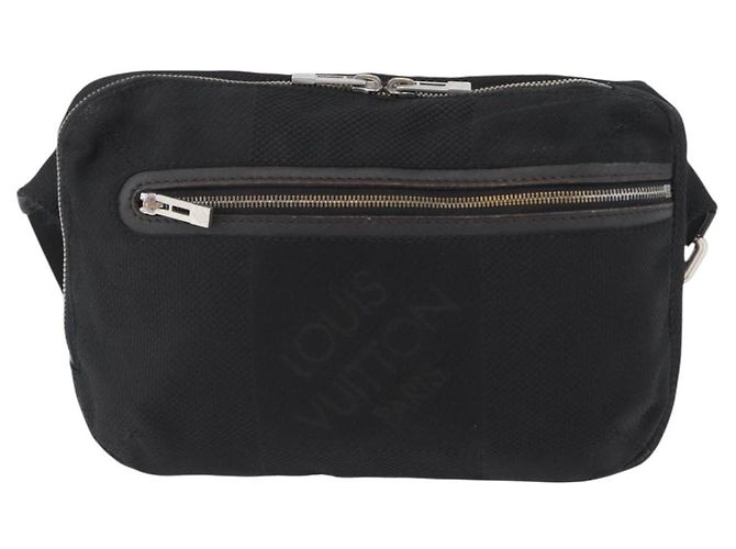 LOUIS VUITTON Borsa a Spalla Arche Damier Geant Nera M93021 LV Auth bs33638 Nero - vista 13