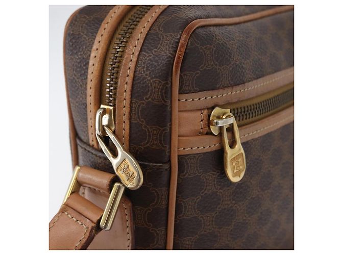 Céline Borsa a Spalla in Tela Macadam CELINE in Pelle PVC Marrone Oro Auth ki6508 D'oro - vista 19