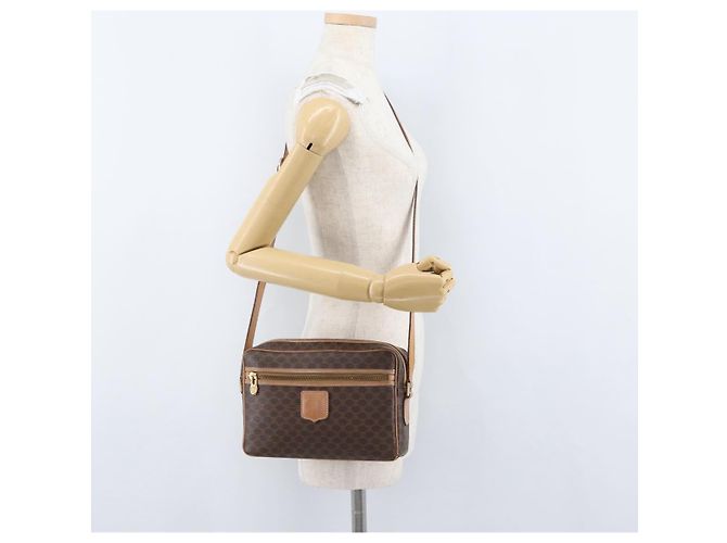 Céline Borsa a Spalla in Tela Macadam CELINE in Pelle PVC Marrone Oro Auth ki6508 D'oro - vista 25
