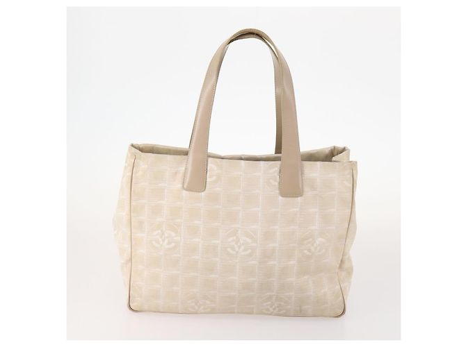 CHANEL Nuovo Borsa Tote da Viaggio in Nylon 3 Set Beige CC Auth ep13032 - vista 3