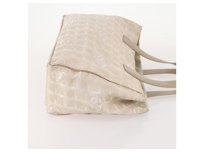 CHANEL Nuovo Borsa Tote da Viaggio in Nylon 3 Set Beige CC Auth ep13032 - vista 4