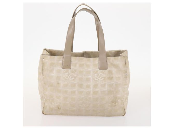 CHANEL Nuovo Borsa Tote da Viaggio in Nylon 3 Set Beige CC Auth ep13032 - vista 9