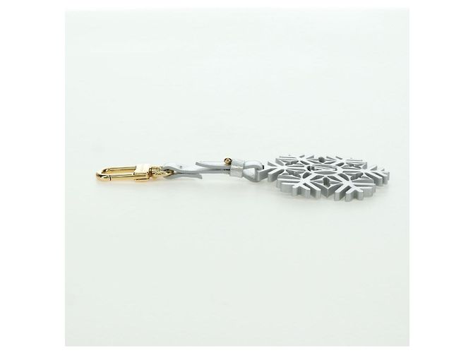 LOUIS VUITTON Schneeflocken Charm Metall Silber M79293 LV Auth 167000SAM - Ansicht 9