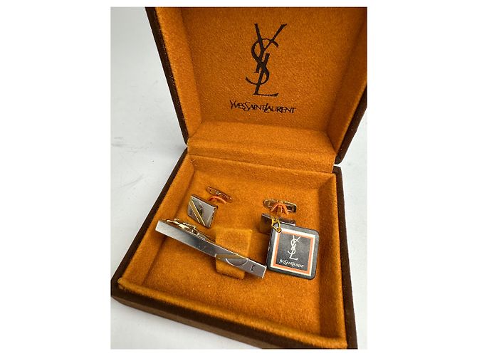 Set di gemelli e fermacravatta vintage Yves Saint Laurent in argento - vista 13