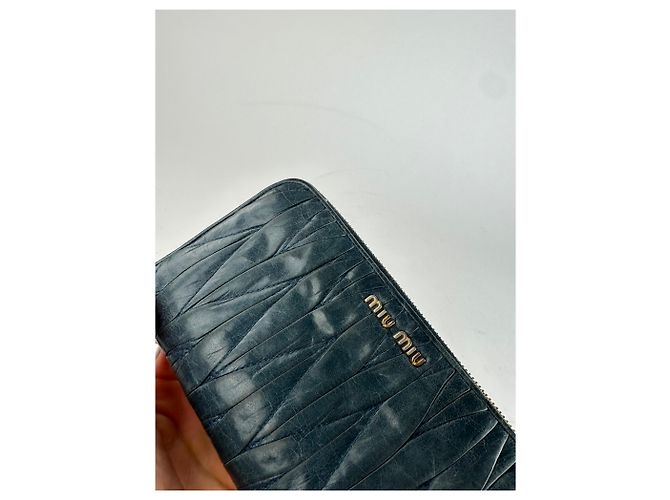 Vintage Miu Miu Leather Zippy Wallet Blue - view 3