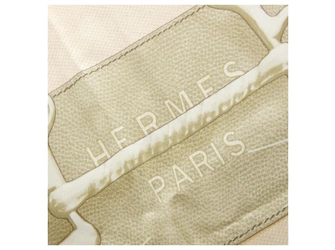 Silk In Hermès Bufanda de Seda Hermes PROYECTOS CUADRADOS A LÁPIZ Beige - vista 2