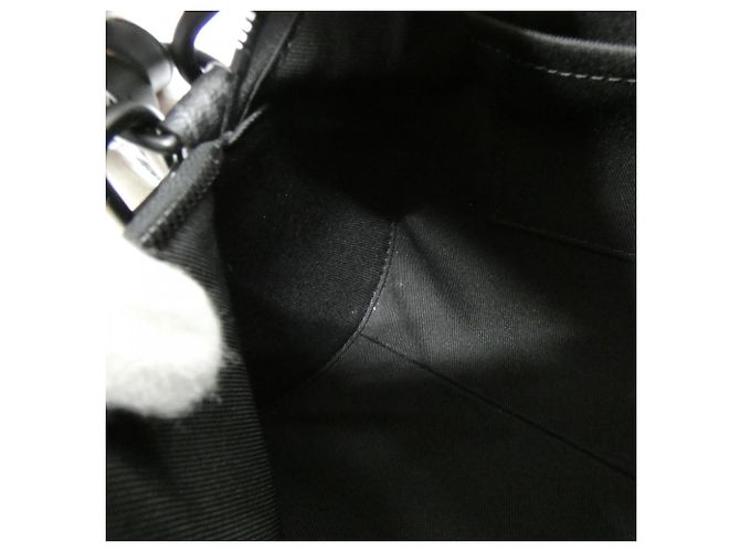 Sac à main Polochon PM Monogram Eclipse de Louis Vuitton Noir - vue 5