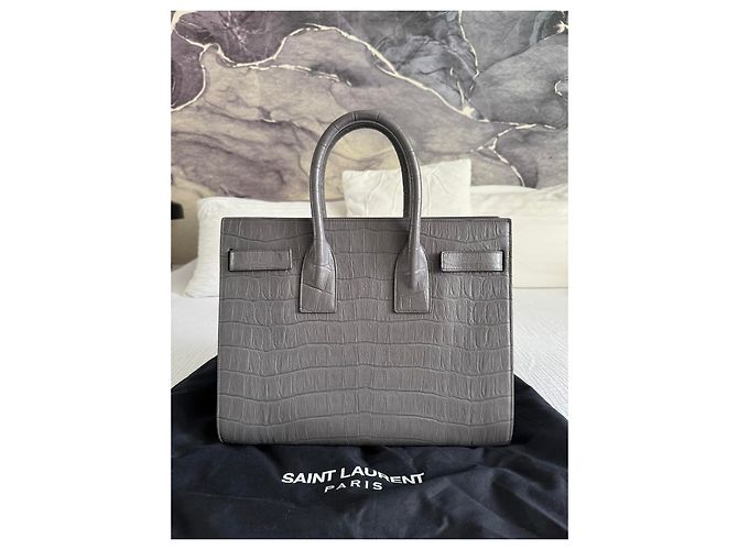 Sac de Jour piccolo Saint Laurent Grigio Gold hardware - vista 4
