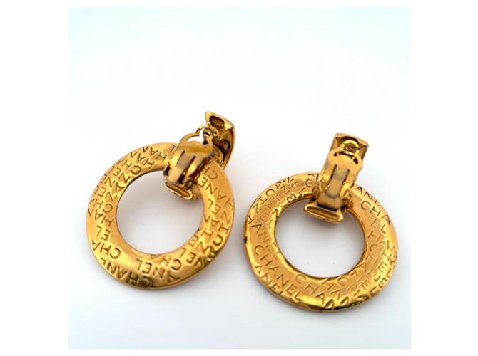 Orecchini a cerchio vintage Chanel D'oro - vista 5