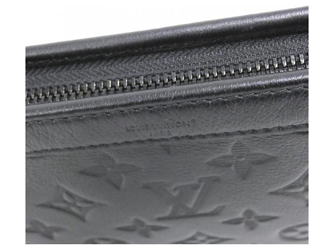 Louis Vuitton Monogram Shadow Gaston Wallet Black - view 4