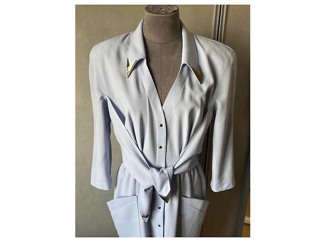 Thierry Mugler Hellblaues langes Hemdblusenkleid mit Gürtel - Ansicht 2