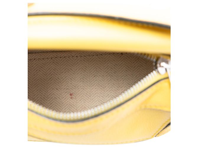 LOEWE Borsa Puzzle Nano in pelle di vitello gialla Giallo - vista 4