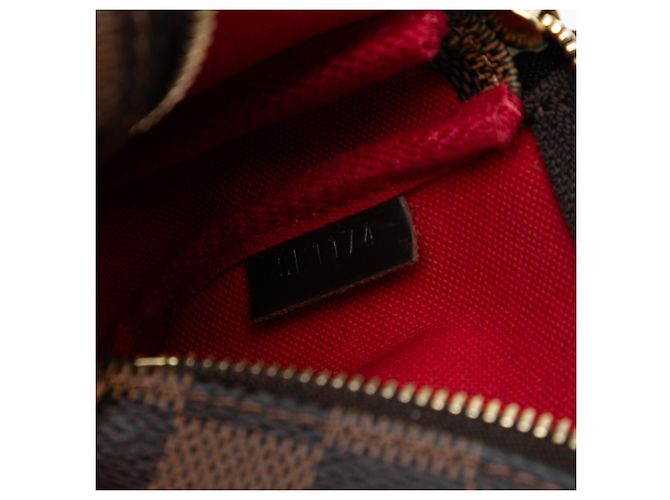 Mini Pochette Accessoires Damier Ebene Marrón Louis Vuitton Castaño - vista 6