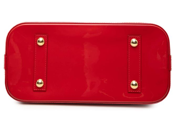 Louis Vuitton Alma PM in Vernis Monogram Rosso - vista 3
