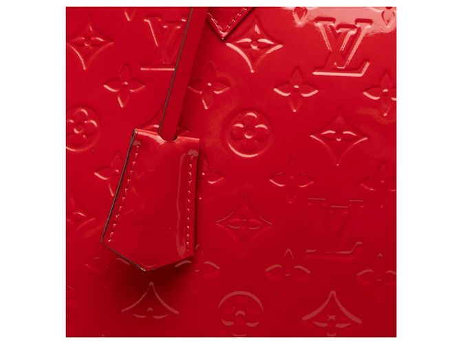 Louis Vuitton Alma PM in Vernis Monogram Rosso - vista 7