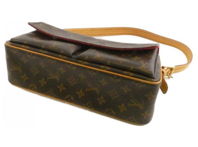 Bolso de Hombro Monogram Viva Cite MM de Louis Vuitton Castaño - vista 3