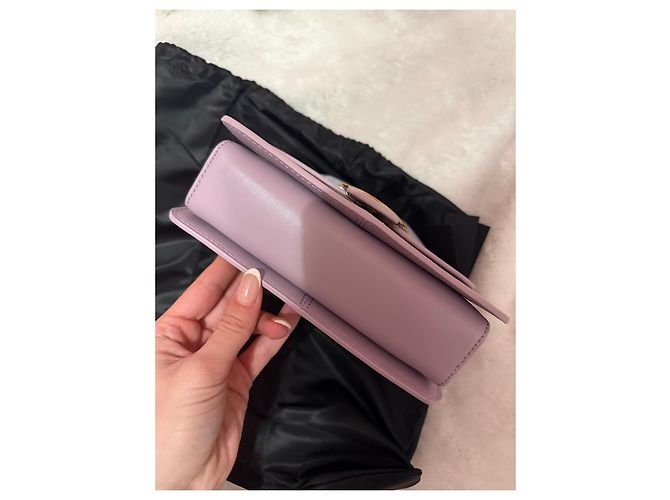 Pinko Umhängetasche aus Lavendel-Leder - Ansicht 4
