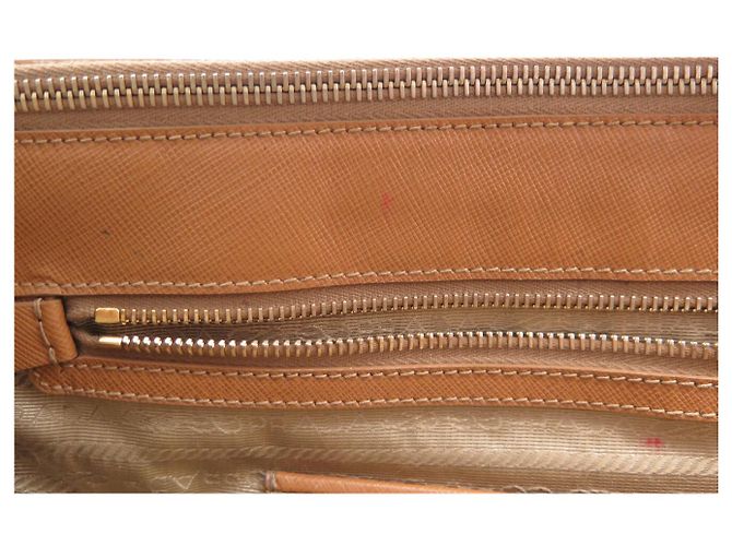 BORSA PRADA GRAND GALLERIA GM IN PELLE GRAIN SAFFIANO ORO Cammello - vista 15
