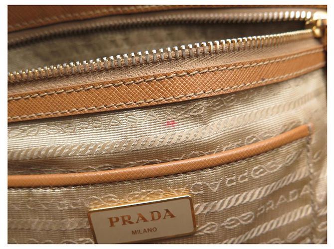 BORSA PRADA GRAND GALLERIA GM IN PELLE GRAIN SAFFIANO ORO Cammello - vista 16