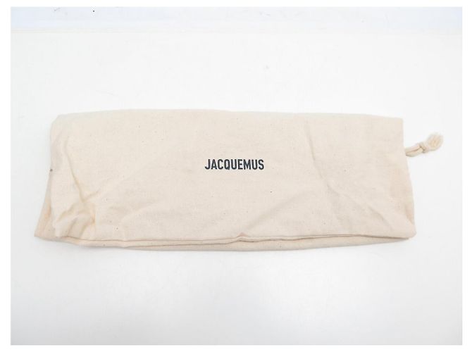 NOVO SACO DE MÃO JACQUEMUS LE GRAND CHIQUITO EM COURO COM ESTILO CROCODILO E ALÇA Camelo - vista 15