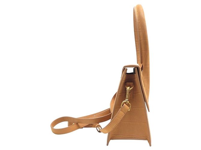 NOVO SACO DE MÃO JACQUEMUS LE GRAND CHIQUITO EM COURO COM ESTILO CROCODILO E ALÇA Camelo - vista 4