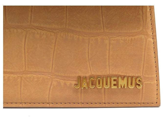 NOVO SACO DE MÃO JACQUEMUS LE GRAND CHIQUITO EM COURO COM ESTILO CROCODILO E ALÇA Camelo - vista 8